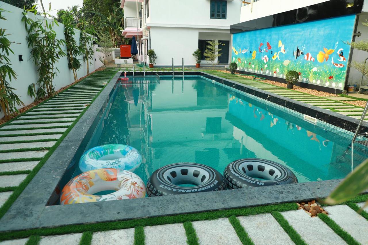 Achoos Residency 호텔 티루발라 외부 사진